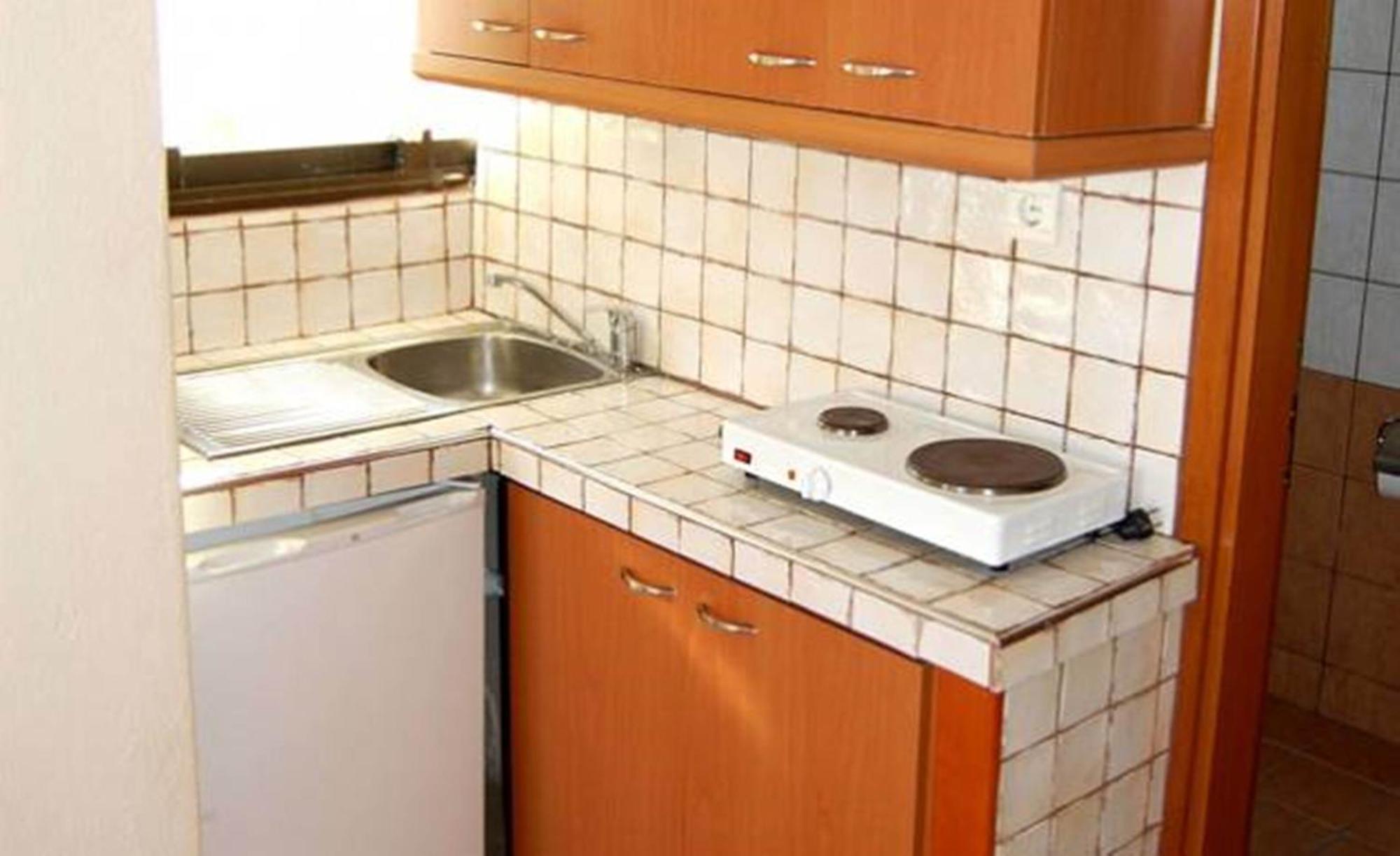 Melachrini Apartments Vrasná Extérieur photo